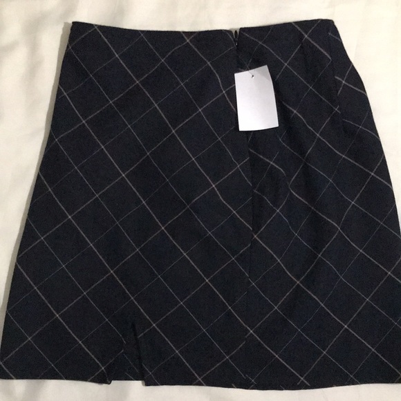 Abercrombie & Fitch Skirt - Picture 2 of 5